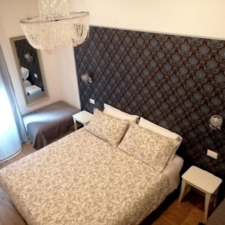 Dante Rooms And Apartment เตรนโต ภายนอก รูปภาพ
