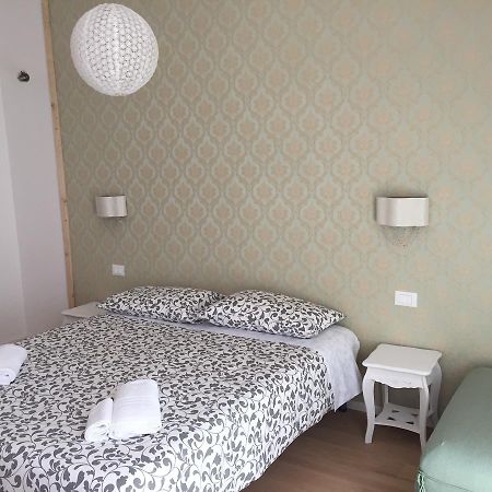 Dante Rooms And Apartment เตรนโต ภายนอก รูปภาพ