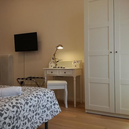 Dante Rooms And Apartment เตรนโต ภายนอก รูปภาพ