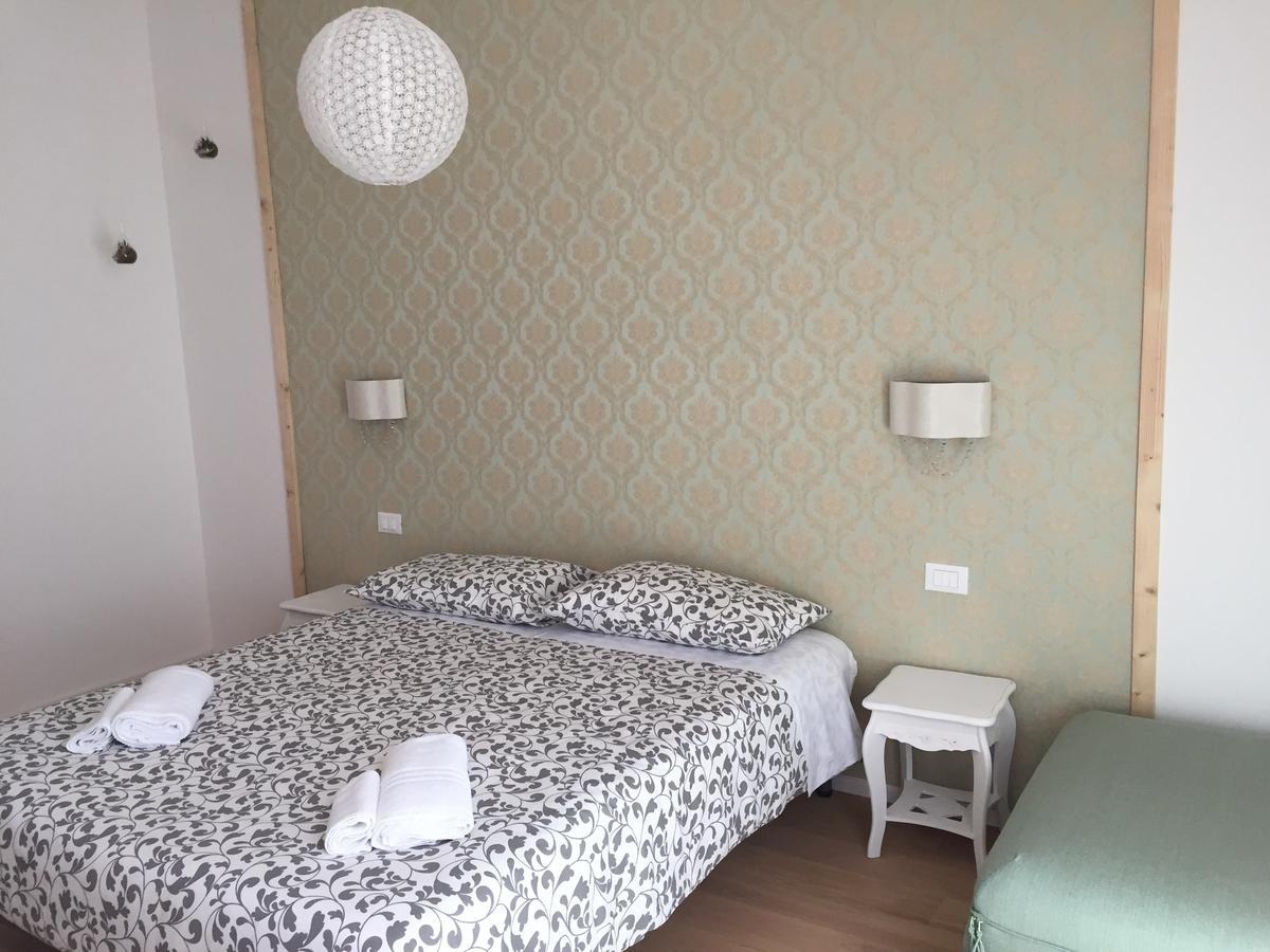 Dante Rooms And Apartment เตรนโต ภายนอก รูปภาพ