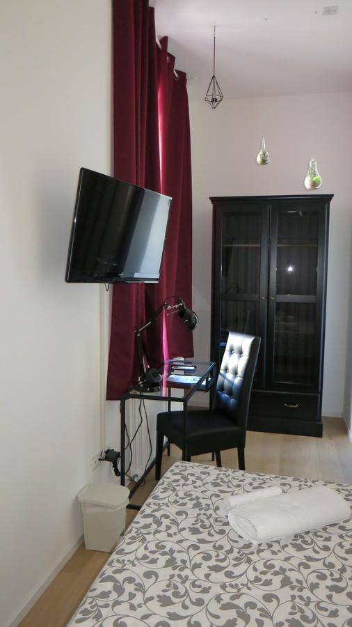 Dante Rooms And Apartment เตรนโต ภายนอก รูปภาพ